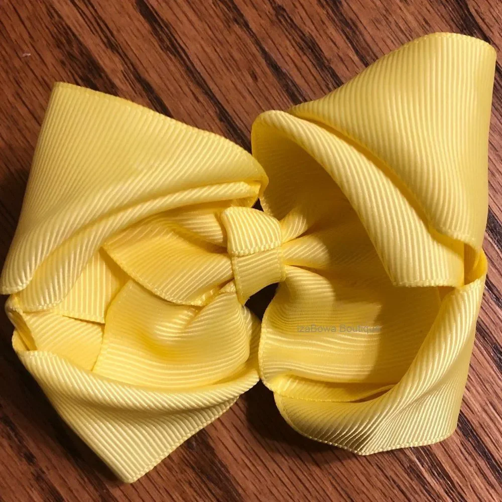 Pale Yellow 4